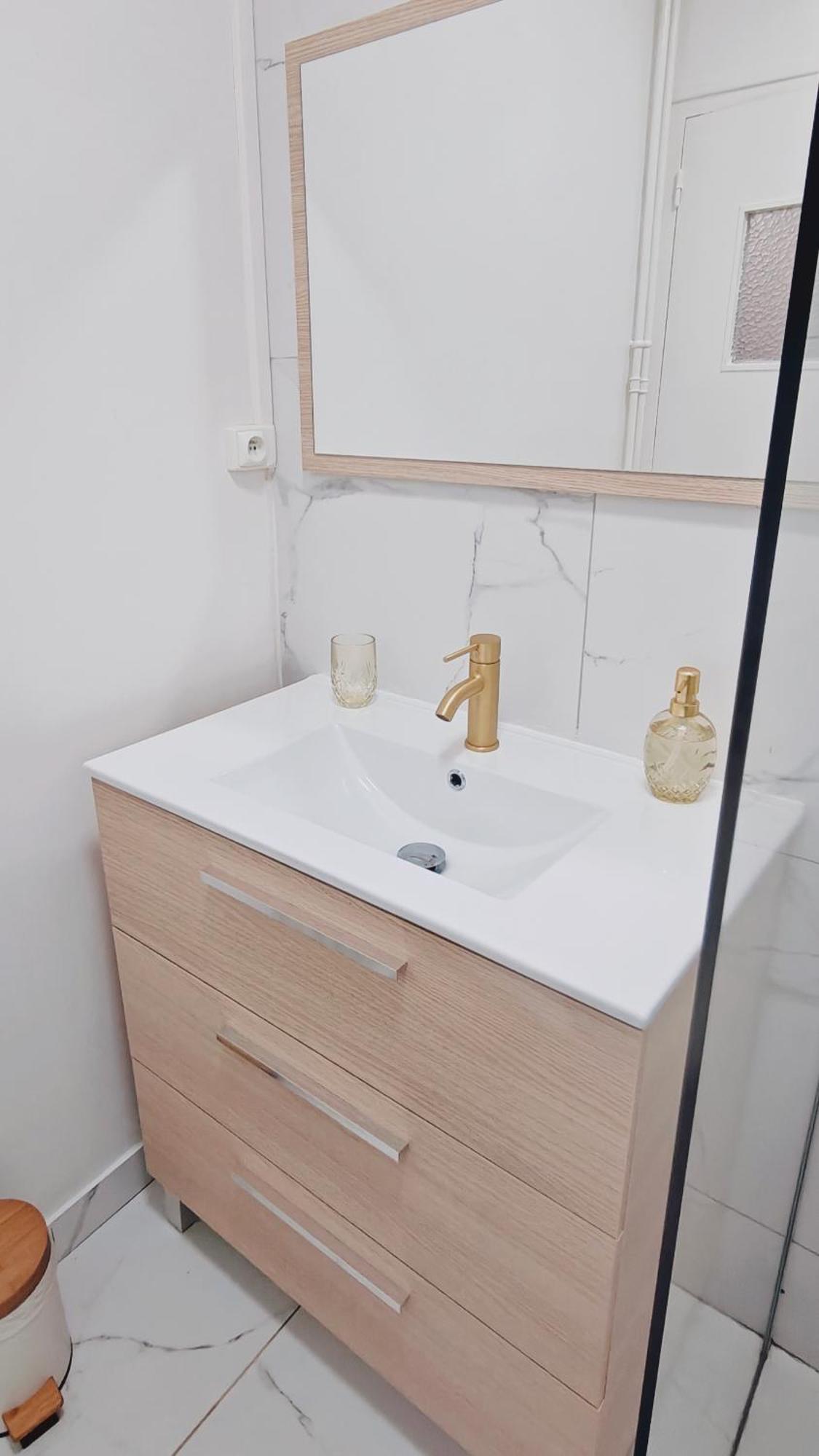 Appartamento Kaylee Lounge Le Mans Esterno foto